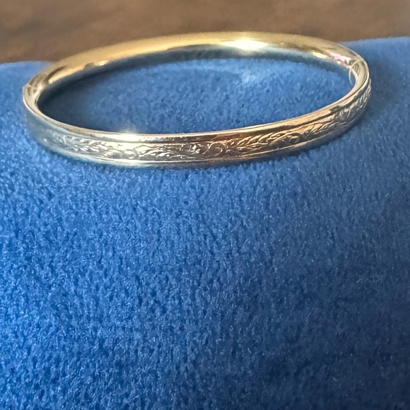 Antique Gold Filled Baby Child Bangle Christening Baptism Gift Heirloom - Picture 6 of 7